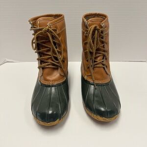 Target Steel Shank Waterproof Faux Fur Lined Boots| Women’s size 7 |Used